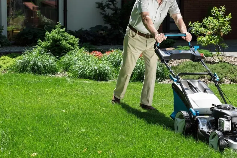 How to Mow a Lawn Roanoke, VA